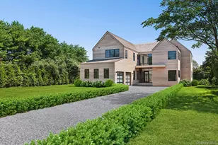 50 Tuckahoe Ln, Southampton, NY 11968 - Photo 3