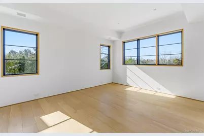 50 Tuckahoe Lane, Southampton, NY 11968 - Photo 33