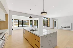 50 Tuckahoe Ln, Southampton, NY 11968 - Photo 9