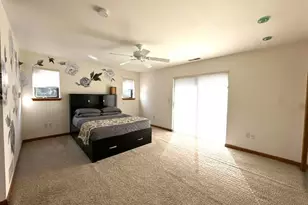 211 Falcon Ct, Poughkeepsie, NY 12603 - Photo 7