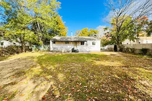 108 Suffolk Ave, Brentwood, NY 11717 - Photo 3