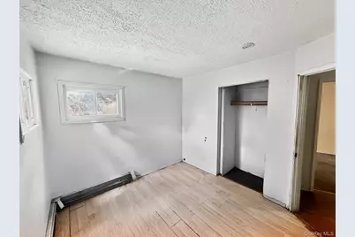 108 Suffolk Avenue, Brentwood, NY 11717 - Photo 9