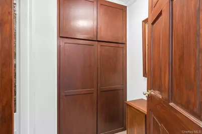 579 W 215th Street #7C, New York, NY 10034 - Photo 11