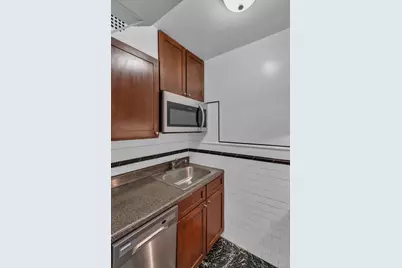 579 W 215th Street #7C, New York, NY 10034 - Photo 7