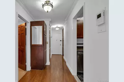 579 W 215th Street #7C, New York, NY 10034 - Photo 9