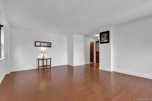 579 W 215th St, New York, NY 10034 - Photo 5