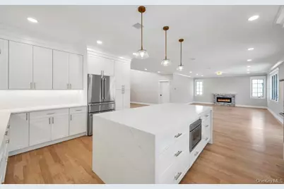 351 Concord Avenue, East Meadow, NY 11554 - Photo 7