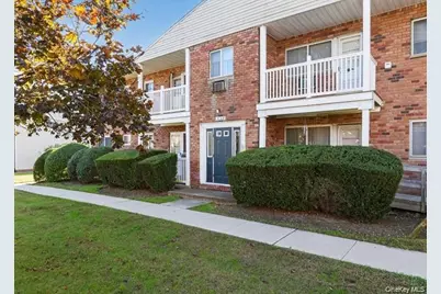 71 Adams Road #E 2A, Central Islip, NY 11722 - Photo 17