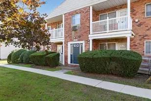 71 Adams Rd, Central Islip, NY 11722 - Photo 17