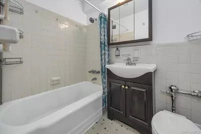 39-76 57th Street #6E, Woodside, NY 11377 - Photo 11