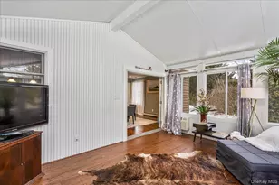 18 Robert Dr, Huntington, NY 11743 - Photo 13