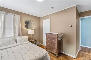 18 Robert Dr, Huntington, NY 11743 - Photo 17