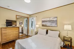 18 Robert Dr, Huntington, NY 11743 - Photo 15