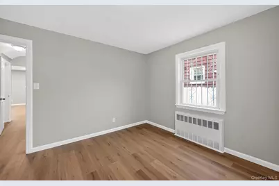 10424 208th Street, Queens Village, NY 11429 - Photo 15