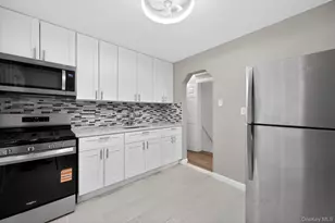 104-24 208th St, Queens Village, NY 11429 - Photo 9