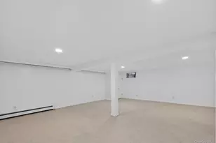 104-24 208th St, Queens Village, NY 11429 - Photo 21