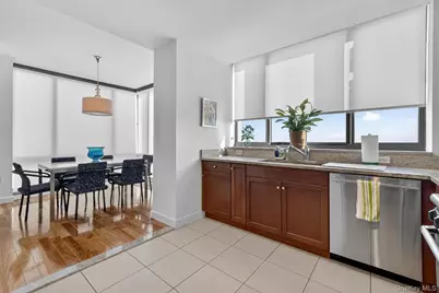 10 City Place #PH3H, White Plains, NY 10601 - Photo 19