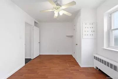 2322 Pearsall Avenue, Bronx, NY 10469 - Photo 11