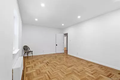 2322 Pearsall Avenue, Bronx, NY 10469 - Photo 17