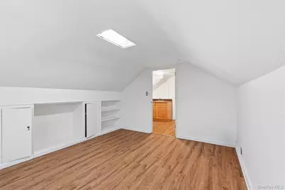 2322 Pearsall Avenue, Bronx, NY 10469 - Photo 31