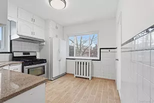 2322 Pearsall Ave, Bronx, NY 10469 - Photo 15