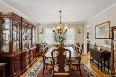 688 Hempstead Avenue, Rockville Centre, NY 11570 - Photo 7