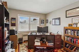 688 Hempstead Ave, Rockville Centre, NY 11570 - Photo 17