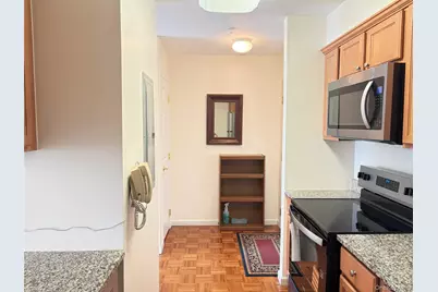 306 Sutton Drive, Mount Kisco, NY 10549 - Photo 11