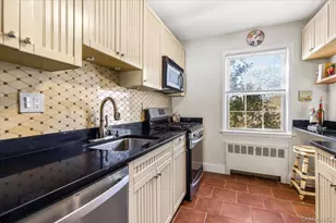 21 Fieldstone Dr, Hartsdale, NY 10530 - Photo 7