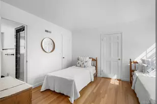 35 Byron Ln, Larchmont, NY 10538 - Photo 17