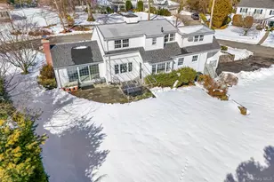 35 Byron Ln, Larchmont, NY 10538 - Photo 23