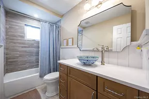 33 Loughlin Dr, Shirley, NY 11967 - Photo 25