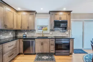 33 Loughlin Dr, Shirley, NY 11967 - Photo 13