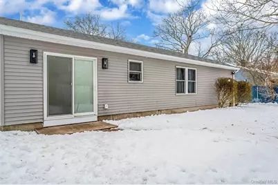 33 Loughlin Drive, Shirley, NY 11967 - Photo 29