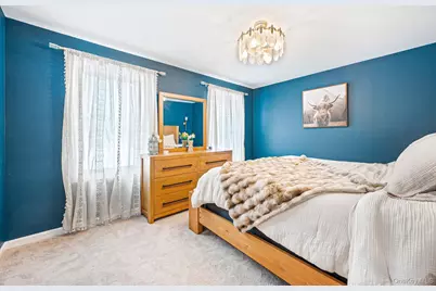 33 Loughlin Drive, Shirley, NY 11967 - Photo 19