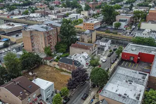 679 E 221st St, Bronx, NY 10467 - Photo 29