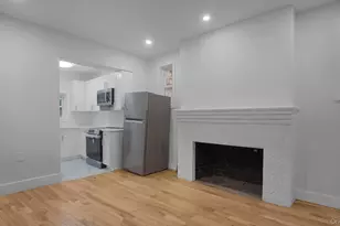 679 E 221st St, Bronx, NY 10467 - Photo 9