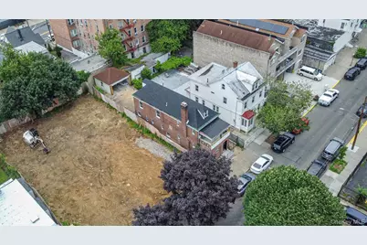 679 E 221st Street, Bronx, NY 10467 - Photo 25