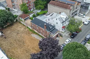 679 E 221st St, Bronx, NY 10467 - Photo 25