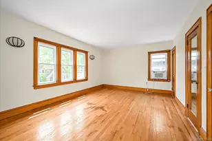 54-28 65th Pl, Maspeth, NY 11378 - Photo 11