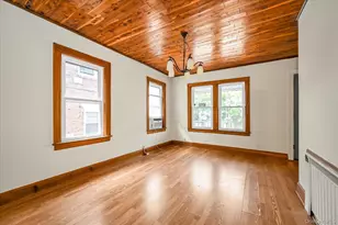 54-28 65th Pl, Maspeth, NY 11378 - Photo 9