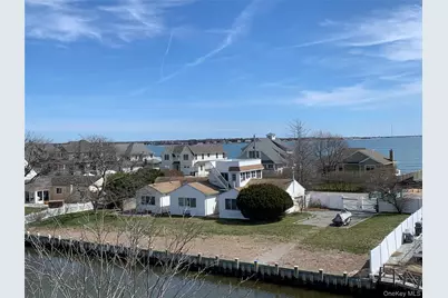 12 Shinnecock Road, East Quogue, NY 11942 - Photo 1