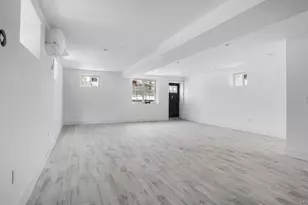 340 E 234th St, Bronx, NY 10470 - Photo 23