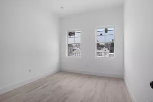 340 E 234th St, Bronx, NY 10470 - Photo 11