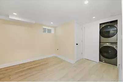 66 Elm Street, Valley Stream, NY 11580 - Photo 19