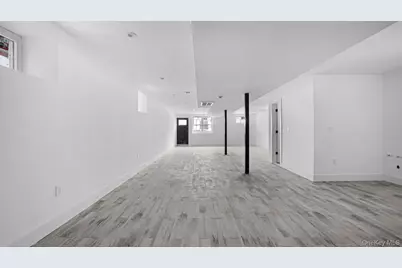 342 E 234th Street, Bronx, NY 10470 - Photo 21