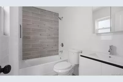 342 E 234th Street, Bronx, NY 10470 - Photo 23
