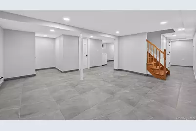 9911 205th Place, Hollis, NY 11423 - Photo 11