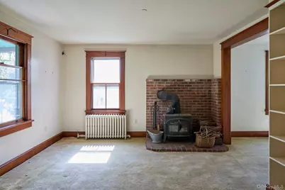 35 Union Avenue, New Windsor, NY 12553 - Photo 3
