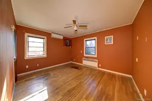 984 Shelburne Dr, Franklin Square, NY 11010 - Photo 13